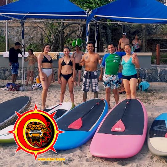 Clase de Stand Up Paddle Boarding en Zihuatanejo