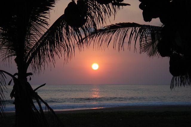 Puesta de sol en Playa Larga