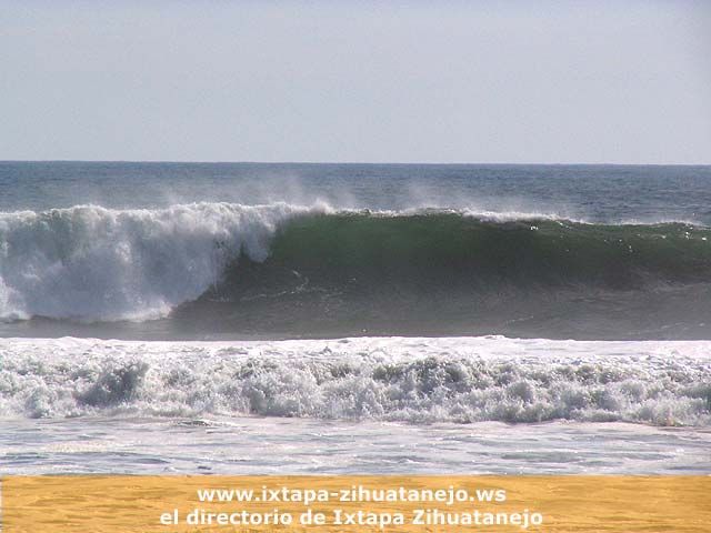 Olas - Playa Troncones