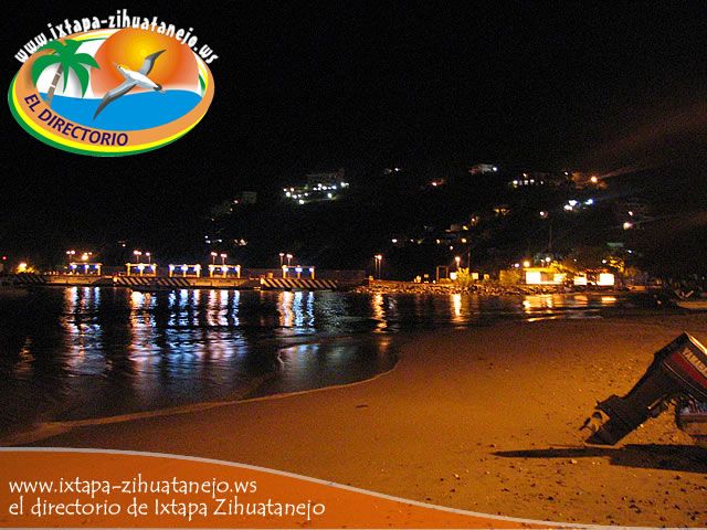 Playa la Principal, vista de noche.